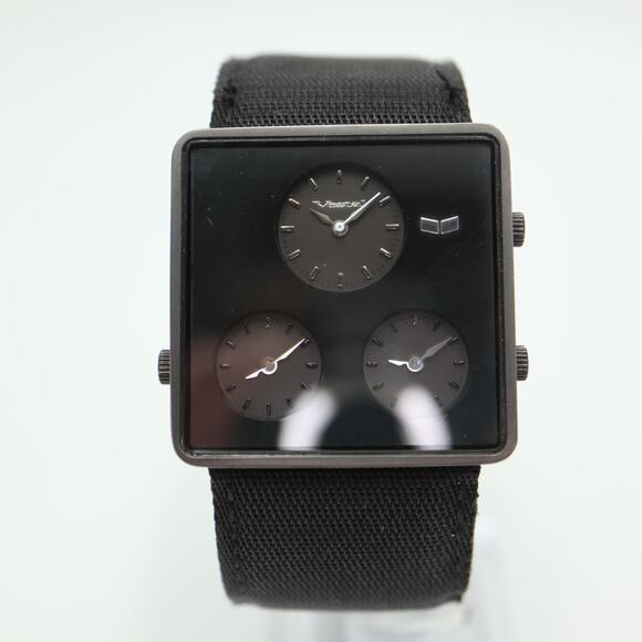 Vestal Savant Black Triple Time Zone Watch 38mm Mens Square Dial w New Battery - Picture 5 of 15